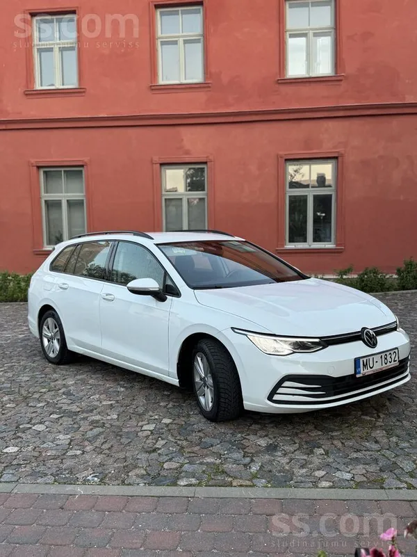 Volkswagen Pārdod Volkswagen Golf 8 Variant (universālis)