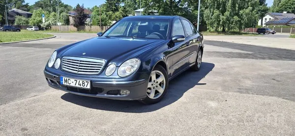 Pārdodu ekonomisku un komfortablu mercedes 2.2 dizeli mehaniku. Patīkams un