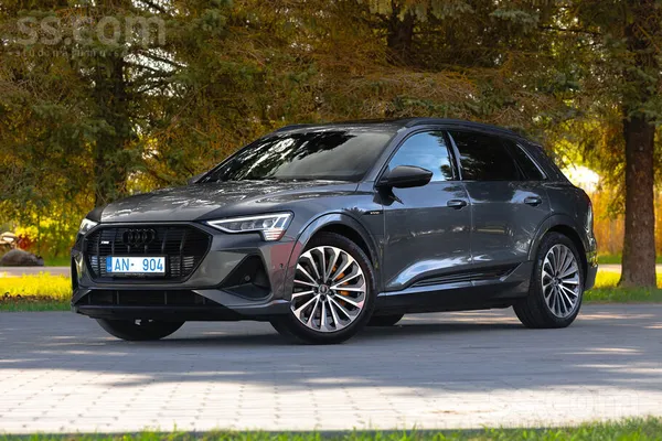 Audi E-tron
