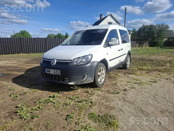 Uzņēmums pārdod VW caddy pasažieru, 2, 0tdi, 2011g. 81kw 4x4 pilnpidziņa. Au