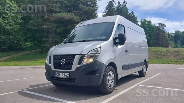 Nissan NV300