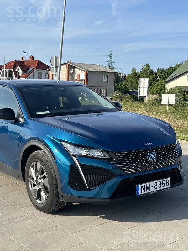 Peugeot 408
