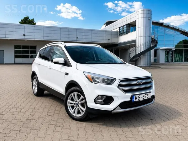 Ford Kuga - 1