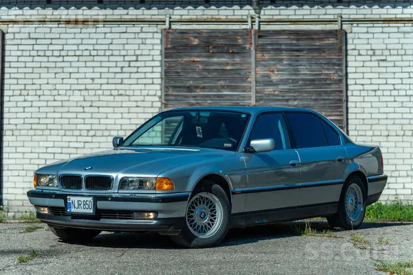 BMW Tiek tirgots rets labā stāvoklī Bmw 740Li/1997 gad