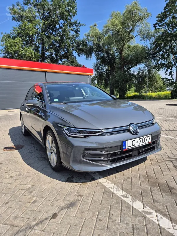 Volkswagen Golf 8