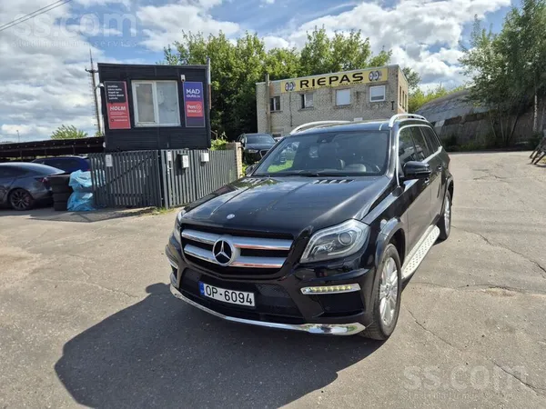 Mercedes GL350