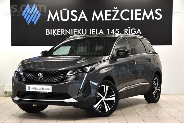 Peugeot 5008 GT 1.2 Turbo (130zs), ar automātisko pārnesumkārbu. 

Mūsa Me