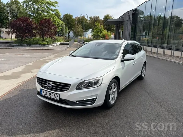 Volvo Pārdodu Volvo v60, – Automašīna ir regulāri kopta 