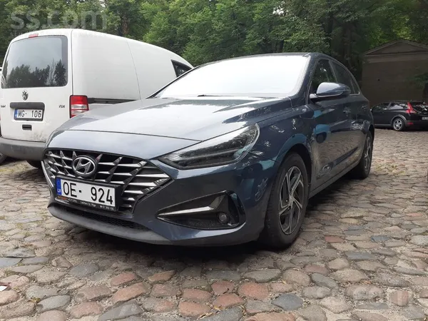 Hyundai Rūpīgi uzturēta un kopta automašīna ar ļoti mazu, 
