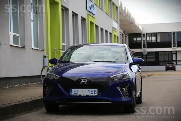 Hyundai Ioniq Electric 88kW. 

Baterijas atlikums 88%

-Riepu spiediena