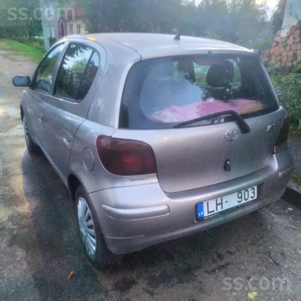 Toyota Pārdodu Toyota Yaris labā tehniskā stāvoklī. Uz vi