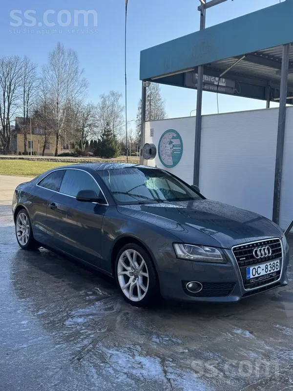Audi Audi a5 3.0tdi quattro 6gang manualis