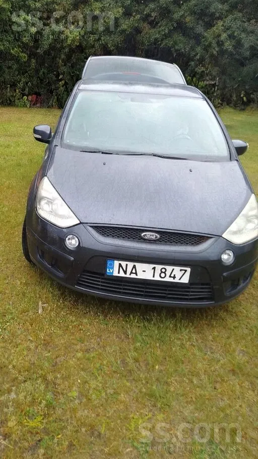 Ford Pārdodu jo nopirku lielāku auto, zobsiksna eļļa fi