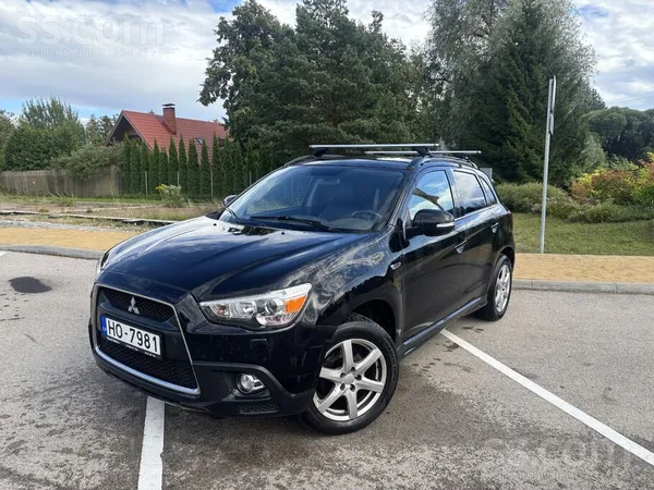 Mitsubishi Pārdodu koptu, ekonomisku auto, ar tehnisko apskat