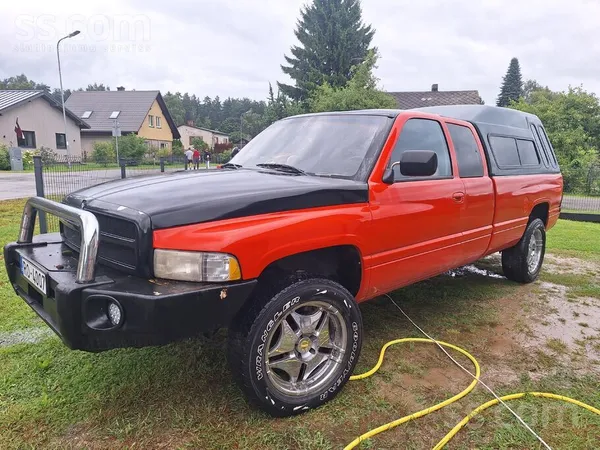 Dodge Ram 5, 9 benzīns
Garākais, augstākais 2-nd gen Ram
N1 kategorija, v