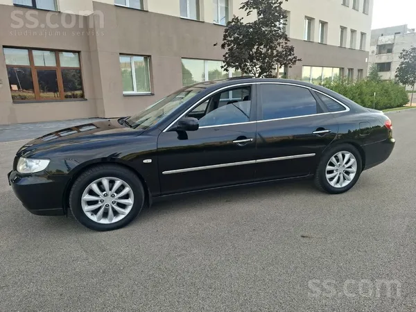 Hyundai Авто в хорошем состоянии. Двигатель и коробка авто