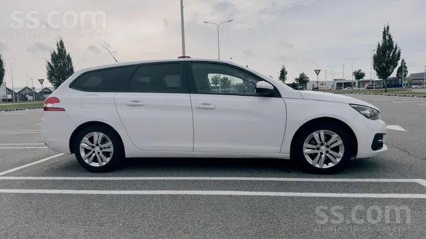 Peugeot Продается Peugeot 308 SW с дизельным двигателем 1.