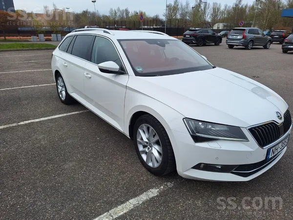 Pārdodas Škoda Superb. Ietilpīgs auto, ļoti ērts braukšanā. Labā tehniskā st