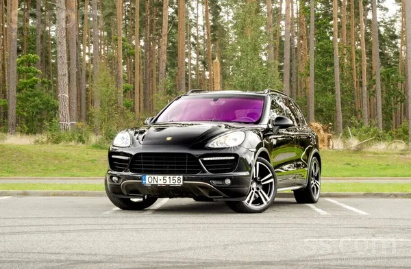 Porsche Porsche Cayenne Turbo 4.8l benzīns. 507kw (690z/s)