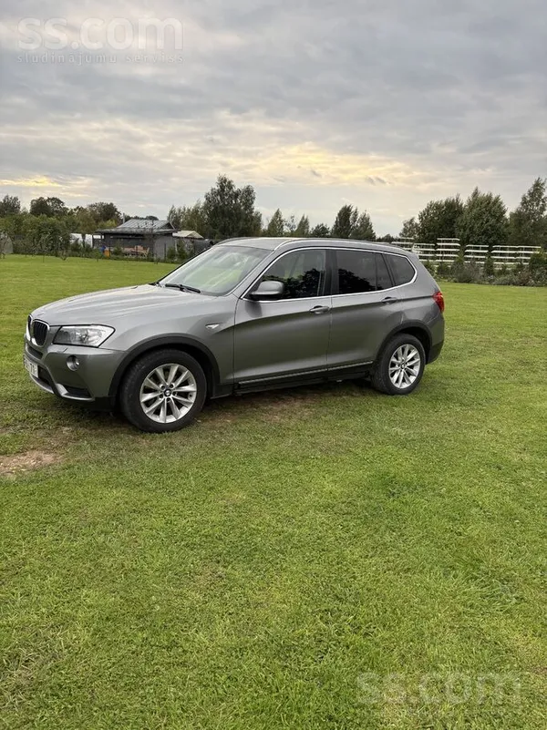 BMW Pārdodās X3 labā stāvoklī ar jau nu skati + ziemas