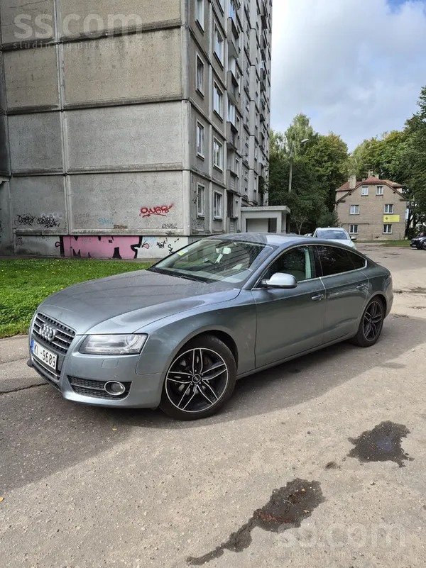 Audi Saimnieks pārdod Audi A5 ar 2.7 Tdi dzinēju un aut