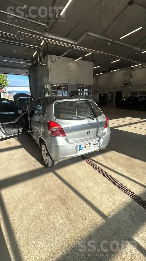 Toyota Pārdodu sportisku un stilīgu Toyota Yaris 1.0 Benz