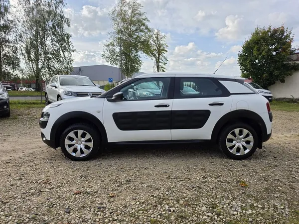 Citroen A/m Latvijā mazekspluatēts četri gadi, atzīts bija