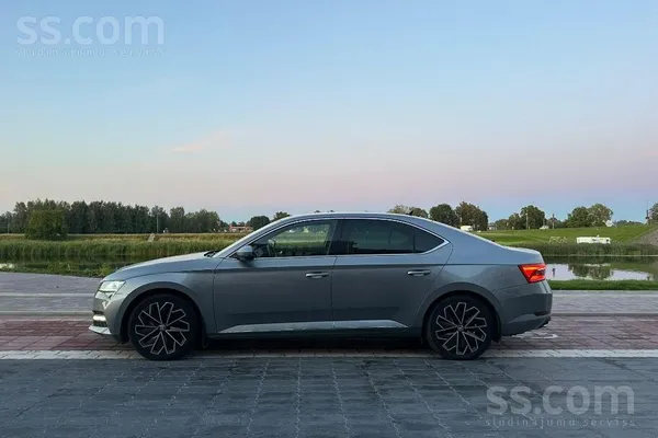 Škoda Superb Laurent & Klement 4X4 265zs

Pirmā reģistrācija : 15.08.2020