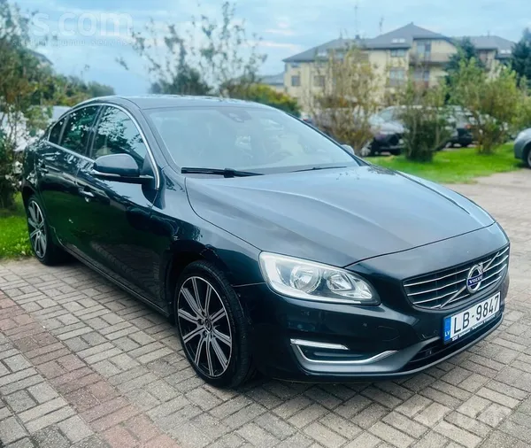 Volvo Pārdodu Volvo S60 D5 labā tehniskā un vizuālā stāv