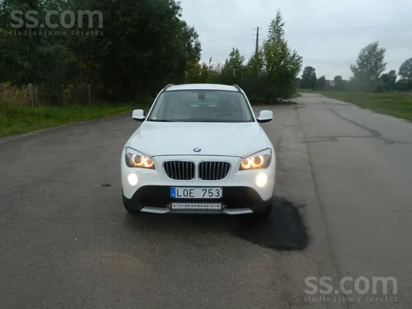 BMW Pārdodu vai mainu teicamu Bmw-X1 ar oriģinālu nobr