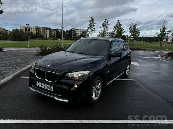 BMW Pārdod BMW X1 2.0 dīzelis , manuālā ātrumkārba, ai