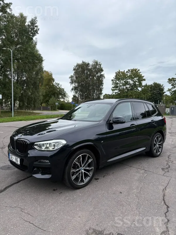 Auto ir dinamisks, ekonomisks un ļoti patīkams ikdienas braukšanai. Piemērot