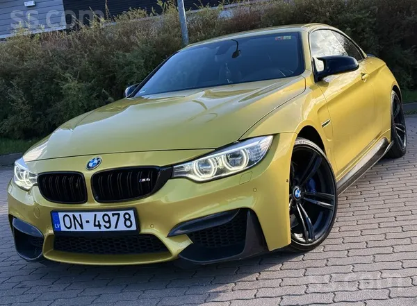 BMW Pārdod BMW M4 Cabrio ar 3.0 Twinpower Turbo benzīn