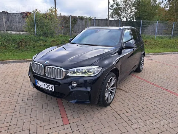 BMW X5 xDrive40d, 2015. gads, 3.0D , 230 kW / 313 ZS, 203 232 km. 
Komplekt