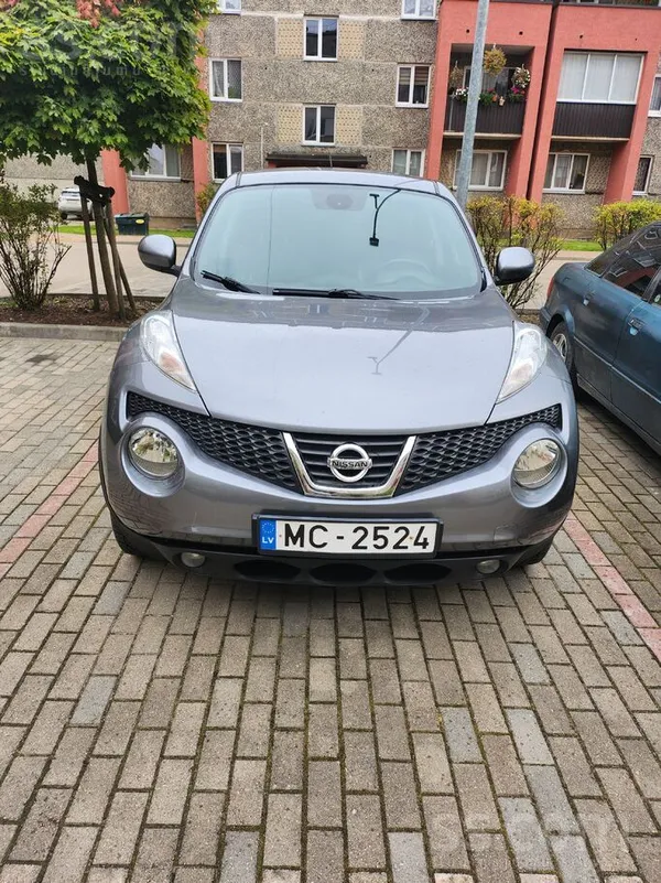 Pārdodu ekonomisku automobīli Nissan Yuke, Labā vizuālā un tehniskā stāvoklī