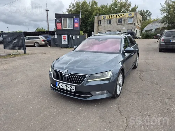 Škoda Superb 2.0l dīzelis. 110kw
Tehniskā apskate derīga līdz 12.2026
Vid.