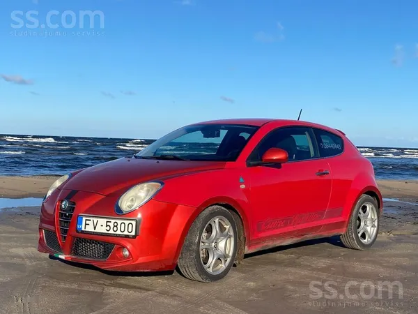 Pārdošanā Alfa Romeo Mito 1.4 Turbo 155 ZS mazu, žiperīgu un simpātisku itāl