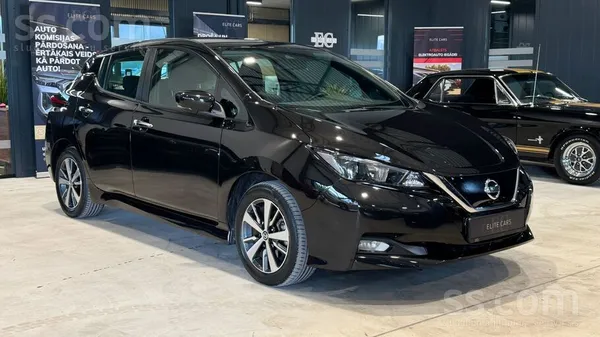 Nissan Leaf 2020, Automāts, Hečbeks, Melns — Latvijā