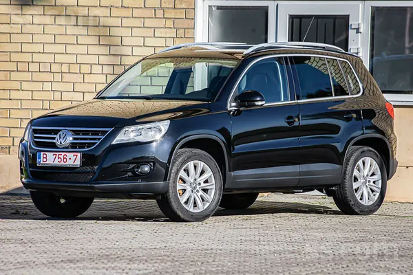 VW Tiguan 1.4 Tsi Sport and Style 4motion 110kw. Tikko no Nīderlandes.
V