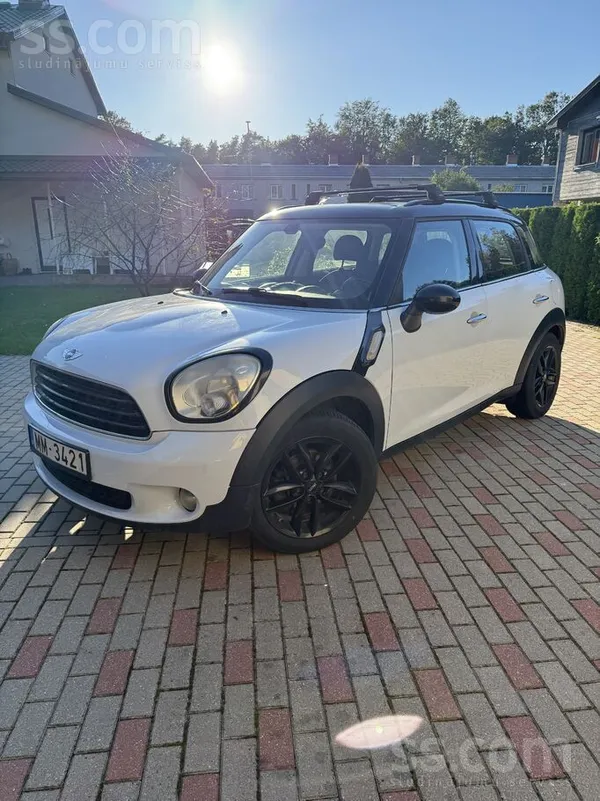 Mini Countryman
Automašīnai ir defekts - šobrīd nevar piedarbināt, tāpēc ce