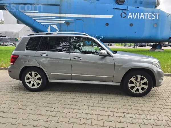 Mercedes Benz Glk 200Cdi ar ādas salonu. Mašīna ļoti labā tehniskā un vizual