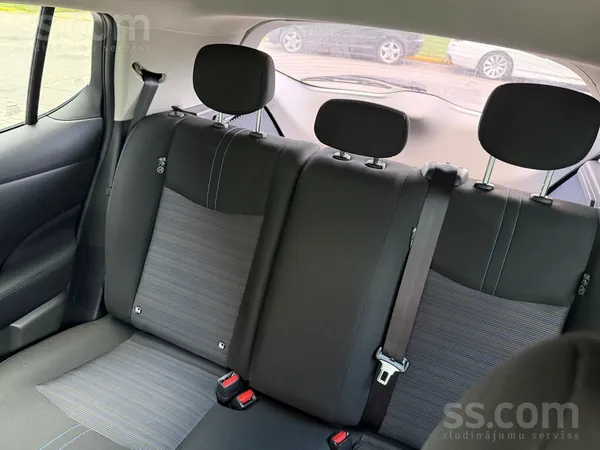 Nissan Leaf 2023, Automāts, Hečbeks, Balts — Latvijā