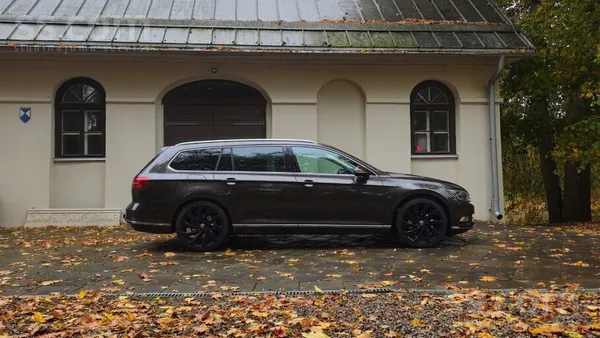 Vw Passat B8 Highline 2.0Tdi 110kw

Mašīna ir labā tehniskā un vizuālā stā