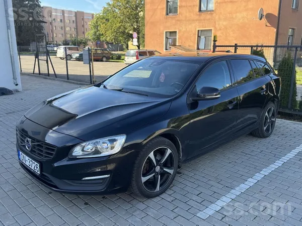 Pārdodu lielisku auto ar jaunu TA. 
Pirmā reğistrācija 2015. gada decembris