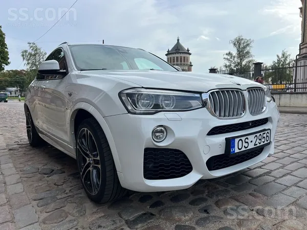BMW Pārdod BMW X4 xDrive ar 3.0 dīzeļdzinēju (230 kW).