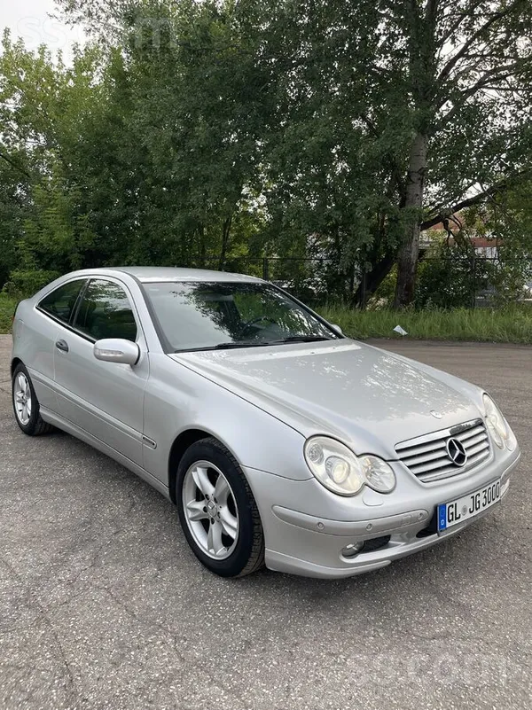 Mercedes C180
