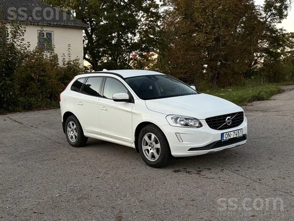 Volvo Xc60 lieliskā tehniskajā stāvoklī. Apkopes veiktas regulāri, lielākoti