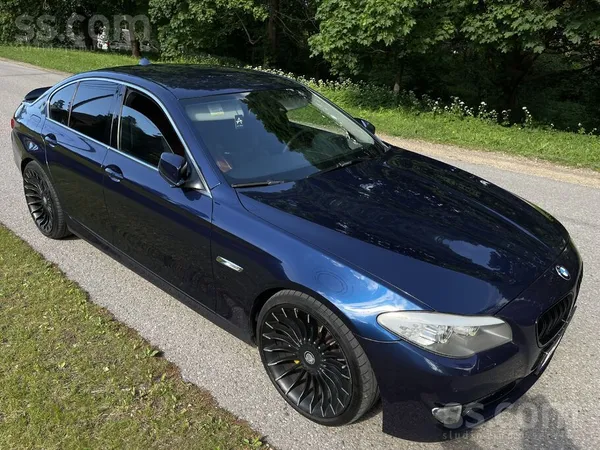 BMW 530