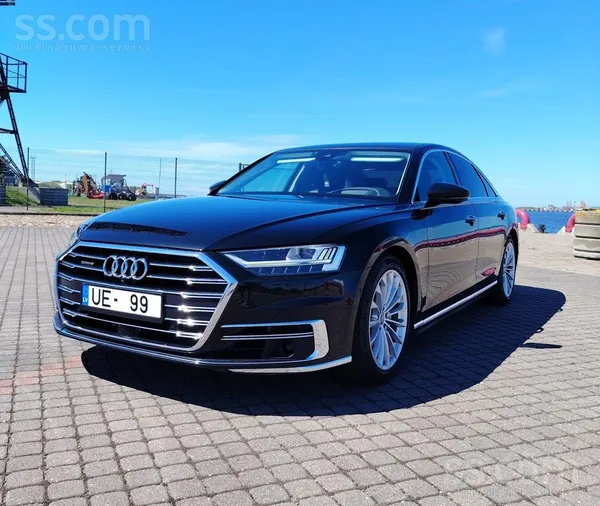 Audi A8 - 1
