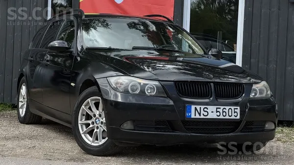 BMW 320